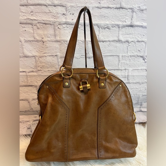 NEW ARRIVAL: Yves Saint Laurent Muse Large Tote Bag - Picture 3 of 15
